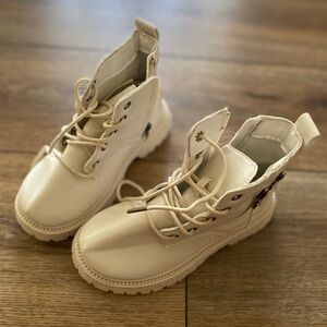 Kids Cream Lace-Up Boots